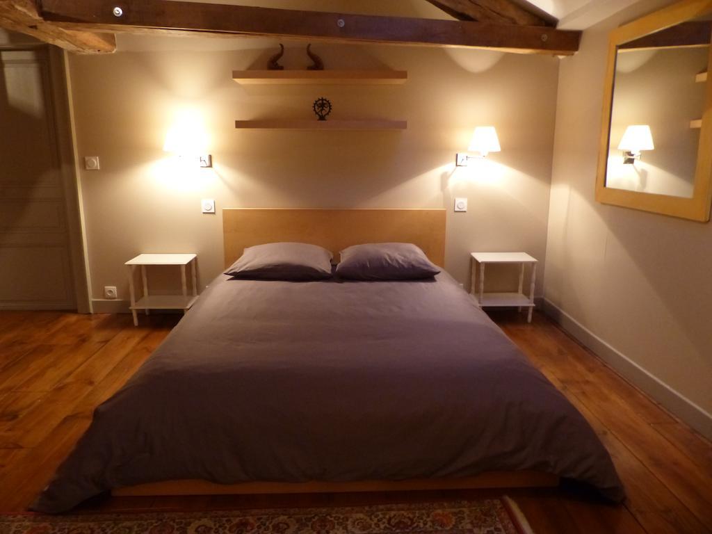 Le Domaine De Panissac Bed and Breakfast Berneuil  Pokój zdjęcie