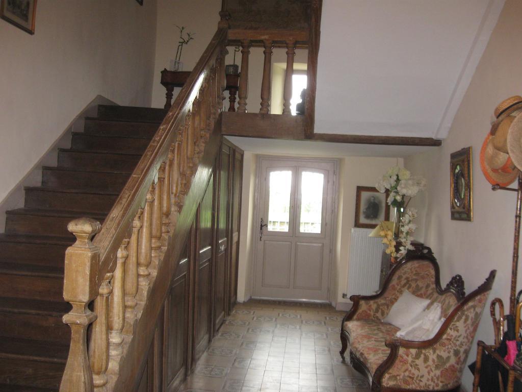 Le Domaine De Panissac Bed and Breakfast Berneuil  Zewnętrze zdjęcie